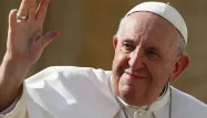 La santé du pape François continue de s'améliorer