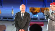 Honneurs militaires à Olaf Scholz, «chancelier du tournant» pour l'armée allemande