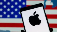 Donald Trump a précisé vendredi que des droits de douane de 25% seraient appliqués à l'ensemble des entreprises vendant aux États-Unis des smartphones assemblés à l'étranger.