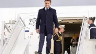 Après le Groenland dimanche, Emmanuel Macron est arrivé cette nuit à Calgary, au Canada.