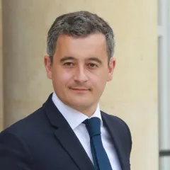Le ministre français de l'Intérieur Gerald Darmanin part après la réunion hebdomadaire du cabinet à l'Elysée à Paris, le 15 juillet 2020. Ludovic Marin / AFP