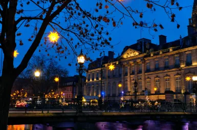 «J'ai vraiment un attachement au Père François» : à Strasbourg, les jeunes catholiques célèbrent le pape défunt